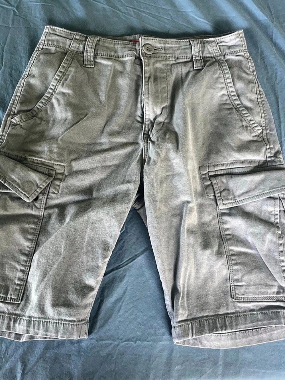 Denim Source Classic Fit Flex Cargo Shorts Cargo Shorts in Gray Like New